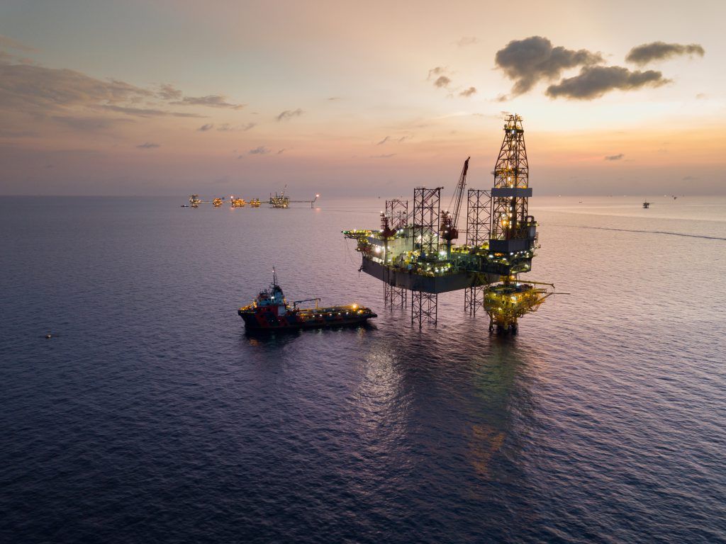 offshore-vessel-platform-operation